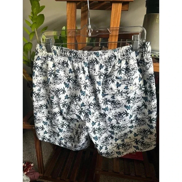 Slate & Stone Volcano Printed Board Shorts Large - Picture 8 of 9